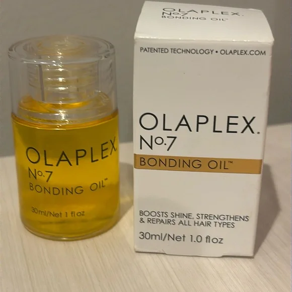 Bundle of OLAPLEX No. 7 Bonding Oil & OLAPLEX No. 8 Bond Intense Moisture Mask